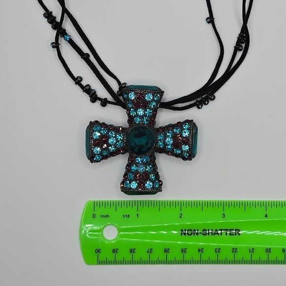 Vintage Black-tone Metal Blue Teal Amethyst Crystal Maltese Cross on Triple Cord - Picture 4 of 4